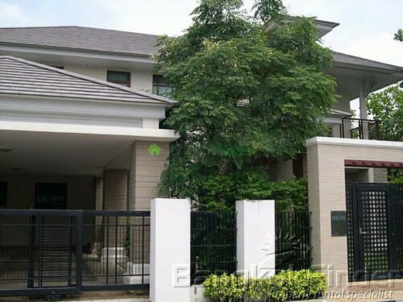 Pattanakarn, Pattanakarn, Bangkok, Thailand, 3 Bedrooms Bedrooms, ,4 BathroomsBathrooms,House,Sold,Pattanakarn,3002