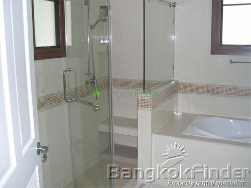 Pattanakarn, Pattanakarn, Bangkok, Thailand, 3 Bedrooms Bedrooms, ,4 BathroomsBathrooms,House,Sold,Pattanakarn,3002