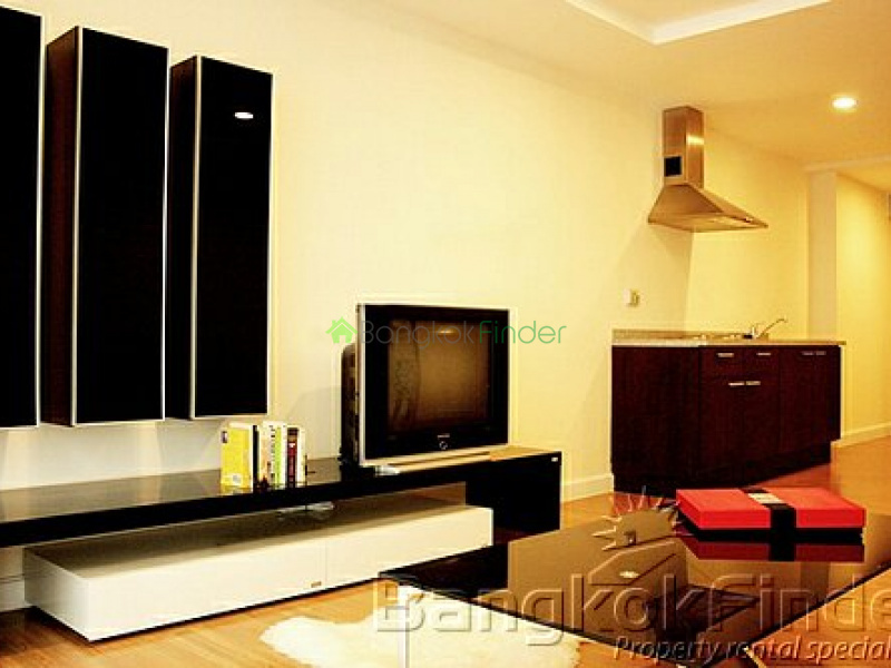 Sukhumvit-Nana, Nana, Bangkok, Thailand, 1 Bedroom Bedrooms, ,2 BathroomsBathrooms,Condo,For Rent,The Trendy,Sukhumvit-Nana,3023