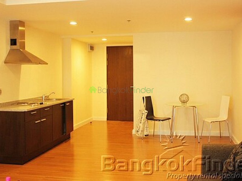 Sukhumvit-Nana, Nana, Bangkok, Thailand, 1 Bedroom Bedrooms, ,2 BathroomsBathrooms,Condo,For Rent,The Trendy,Sukhumvit-Nana,3023