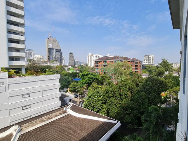 Sukhumvit-Ekamai, Ekamai, Bangkok, Thailand, 3 Bedrooms Bedrooms, ,3 BathroomsBathrooms,Condo,For Rent,The Bangkok 61,Sukhumvit-Ekamai,3279