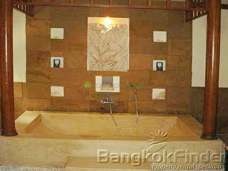 Sukhumvit-Phrom Phong, Phrom Phong, Bangkok, Thailand, 4 Bedrooms Bedrooms, ,3 BathroomsBathrooms,House,For Rent,Sukhumvit-Phrom Phong,3438