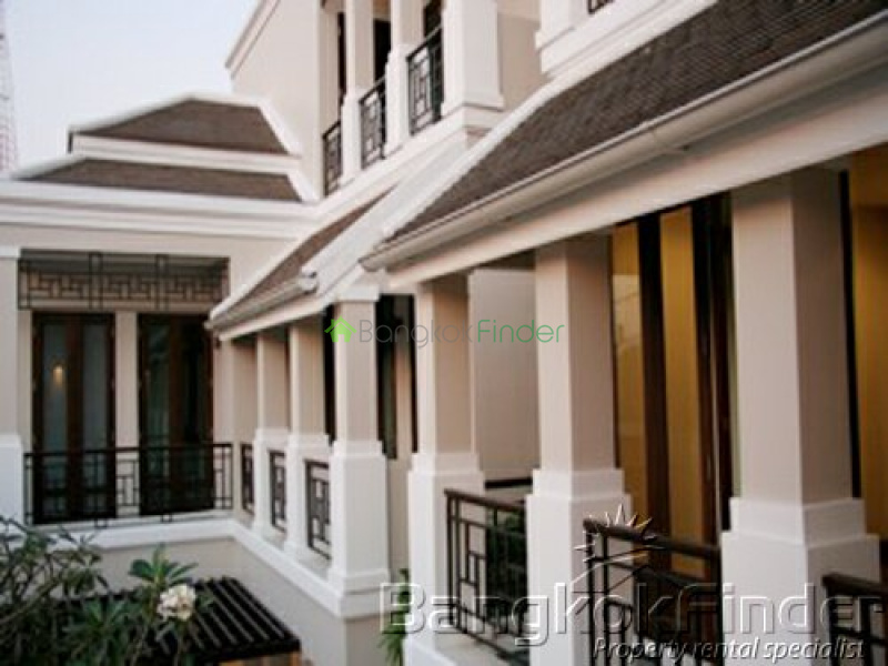 Phaholyothin, Phaholyothin, Bangkok, Thailand, 4 Bedrooms Bedrooms, ,4 BathroomsBathrooms,House,For Rent,Phaholyothin,3502