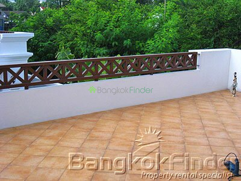 Phetburi, Phetburi, Bangkok, Thailand, 4 Bedrooms Bedrooms, ,5 BathroomsBathrooms,House,For Rent,Phetburi,3521