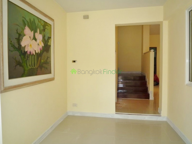 Phrom Phong, Phrom Phong, Bangkok, Thailand, 4 Bedrooms Bedrooms, ,4 BathroomsBathrooms,House,For Rent,Phrom Phong,3860