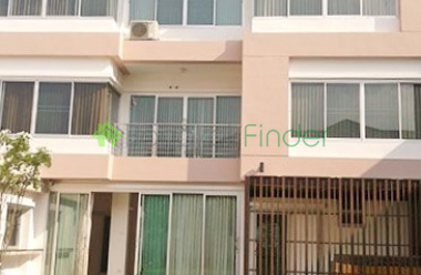 Phrom Phong, Bangkok, Thailand, 4 Bedrooms Bedrooms, ,5 BathroomsBathrooms,House,For Rent,3908