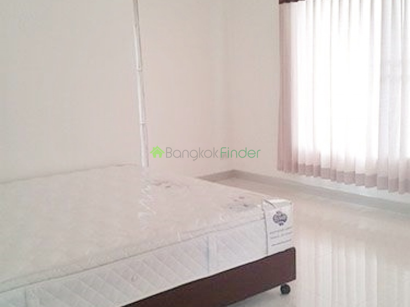 Phrom Phong, Bangkok, Thailand, 4 Bedrooms Bedrooms, ,5 BathroomsBathrooms,House,For Rent,3908