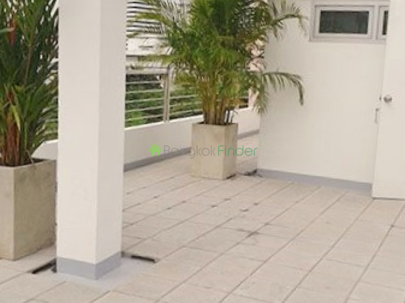 Phrom Phong, Bangkok, Thailand, 4 Bedrooms Bedrooms, ,5 BathroomsBathrooms,House,For Rent,3908