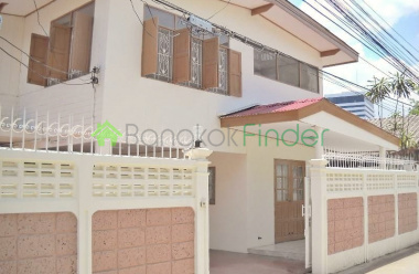 Phrom Phong, Bangkok, Thailand, 3 Bedrooms Bedrooms, ,3 BathroomsBathrooms,House,For Rent,3913 Phrom Phong, Bangkok, Thailand, 3 Bedrooms Bedrooms, ,3 BathroomsBathrooms,House,For Rent,3913