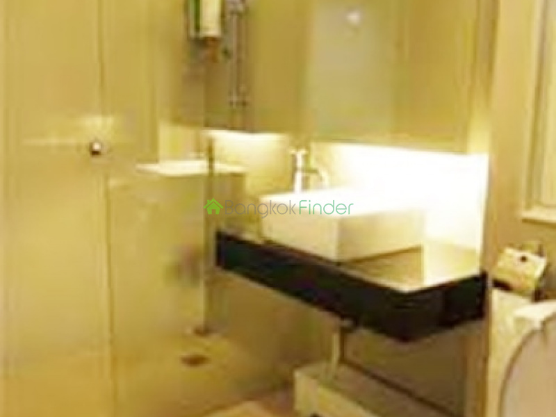 Phrom Phong, Bangkok, Thailand, 2 Bedrooms Bedrooms, ,2 BathroomsBathrooms,Condo,For Rent,Supalai Place,3915