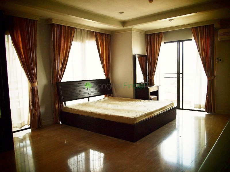 Phrom Phong, Bangkok, Thailand, 3 Bedrooms Bedrooms, ,3 BathroomsBathrooms,Condo,For Rent,Richmond Palace,4018