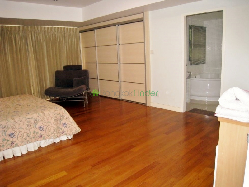 Phrom Phong, Bangkok, Thailand, 4 Bedrooms Bedrooms, ,5 BathroomsBathrooms,House,For Rent,4037