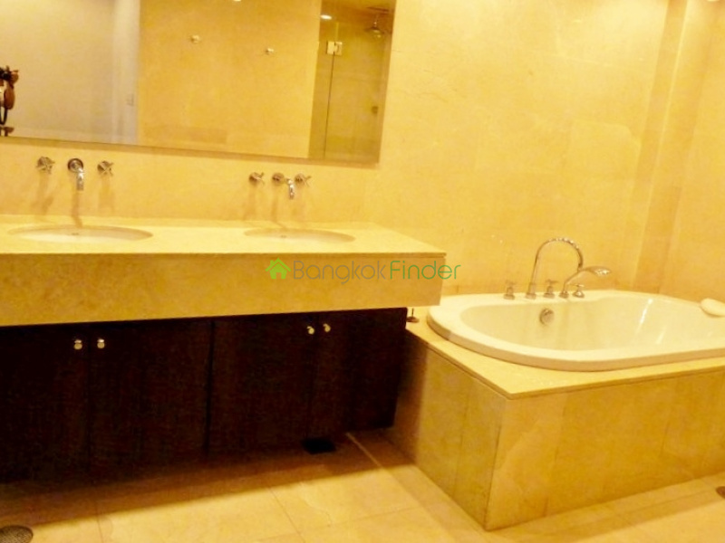 Thonglor, Bangkok, Thailand, 2 Bedrooms Bedrooms, ,2 BathroomsBathrooms,Condo,For Rent,Silver Heritage,4127