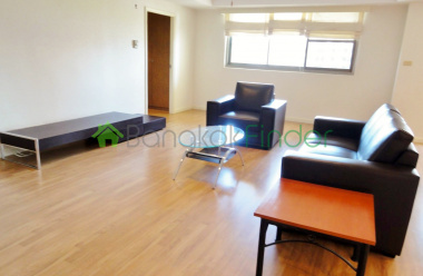 Phrom Phong, Bangkok, Thailand, 3 Bedrooms Bedrooms, ,3 BathroomsBathrooms,Condo,For Rent,Royal Castle,4159