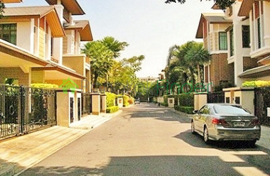 Phra Khanong- Bangkok- Thailand, 4 Bedrooms Bedrooms, ,4 BathroomsBathrooms,House,Sold,4178