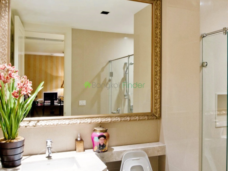 Ploenchit, Bangkok, Thailand, 4 Bedrooms Bedrooms, ,4 BathroomsBathrooms,Condo,For Rent,Athenee Residence,4181