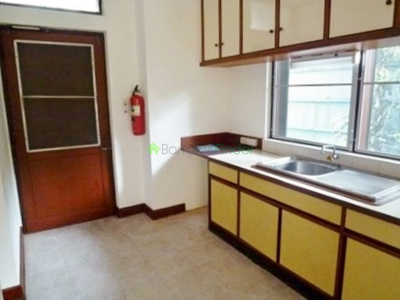 Sathorn, Bangkok, Thailand, 4 Bedrooms Bedrooms, ,4 BathroomsBathrooms,House,For Rent,4287