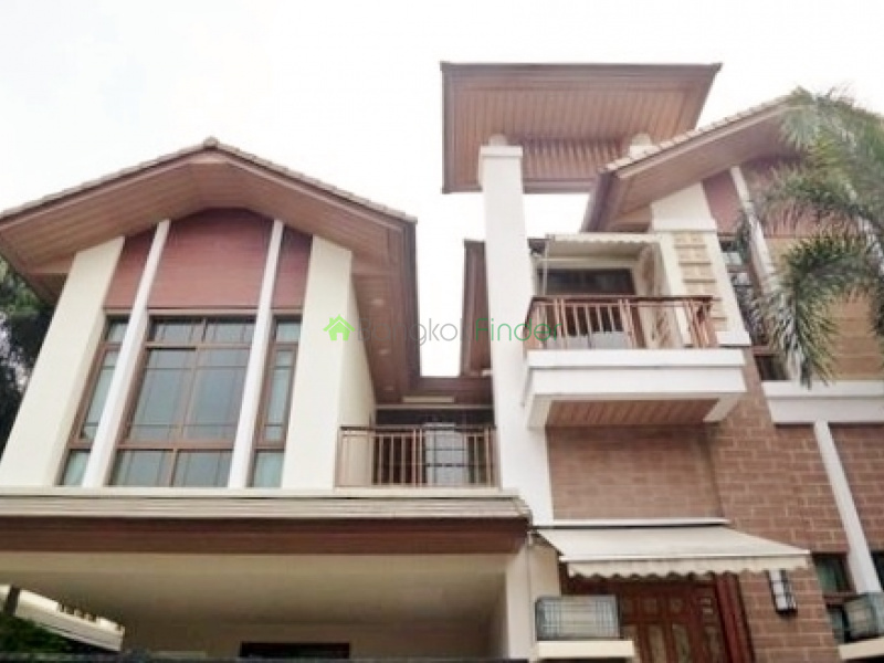 Phra Khanong, Bangkok, Thailand, 4 Bedrooms Bedrooms, ,4 BathroomsBathrooms,House,For Rent,4297