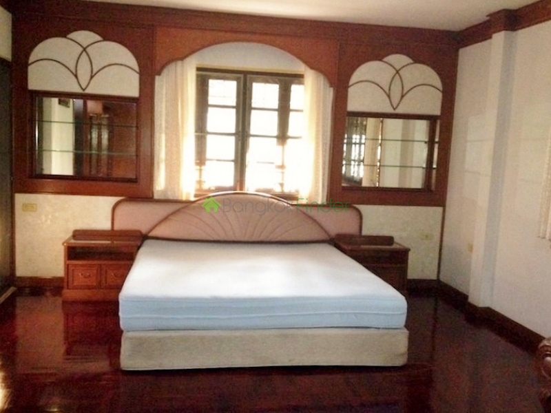 Pattanakarn, Bangkok, Thailand, 3 Bedrooms Bedrooms, ,3 BathroomsBathrooms,House,For Rent,4320