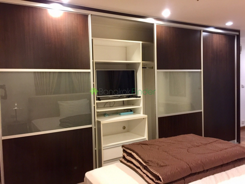 Nana, Bangkok, Thailand, 3 Bedrooms Bedrooms, ,3 BathroomsBathrooms,Condo,For Rent,Wattana Suites,4329