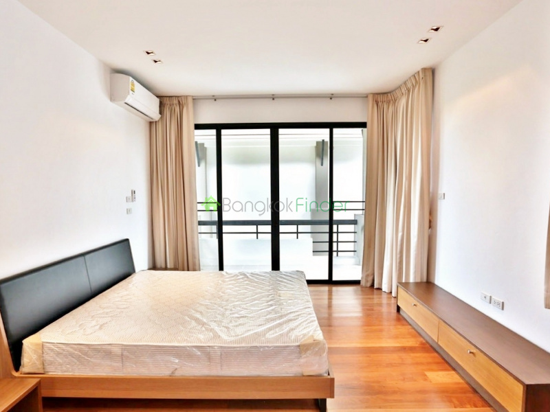 Thonglor, Bangkok, Thailand, 3 Bedrooms Bedrooms, ,4 BathroomsBathrooms,House,For Rent,4342