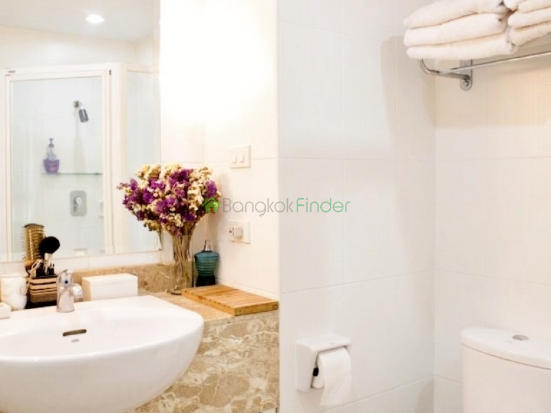 Sathorn, Bangkok, Thailand, 2 Bedrooms Bedrooms, ,2 BathroomsBathrooms,Condo,For Rent,Siri Sathorn,4369