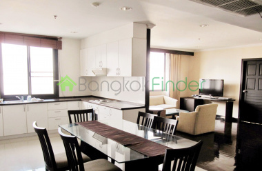 Nana, Bangkok, Thailand, 3 Bedrooms Bedrooms, ,3 BathroomsBathrooms,Condo,For Rent,Lakegreen,4395