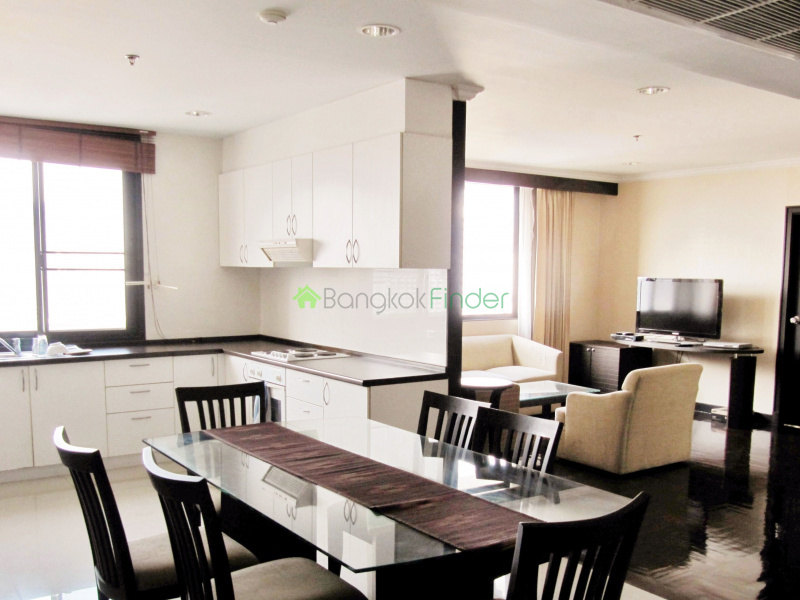 Nana, Bangkok, Thailand, 3 Bedrooms Bedrooms, ,3 BathroomsBathrooms,Condo,For Rent,Lakegreen,4395