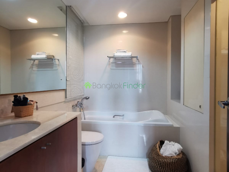 Phrom Phong, Bangkok, Thailand, 3 Bedrooms Bedrooms, ,3 BathroomsBathrooms,Condo,For Rent,Wilshire,4436