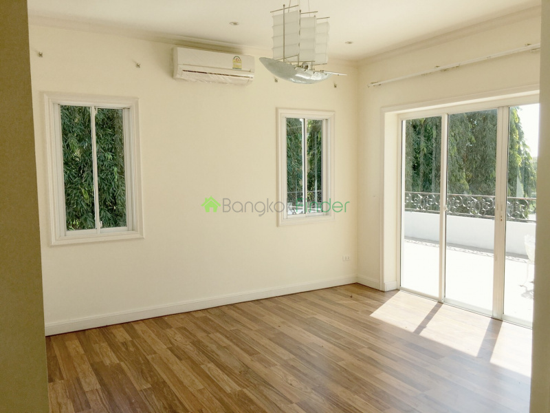 Bangna-Srinakarin, Bangkok, Thailand, 4 Bedrooms Bedrooms, ,5 BathroomsBathrooms,House,For Rent,4456