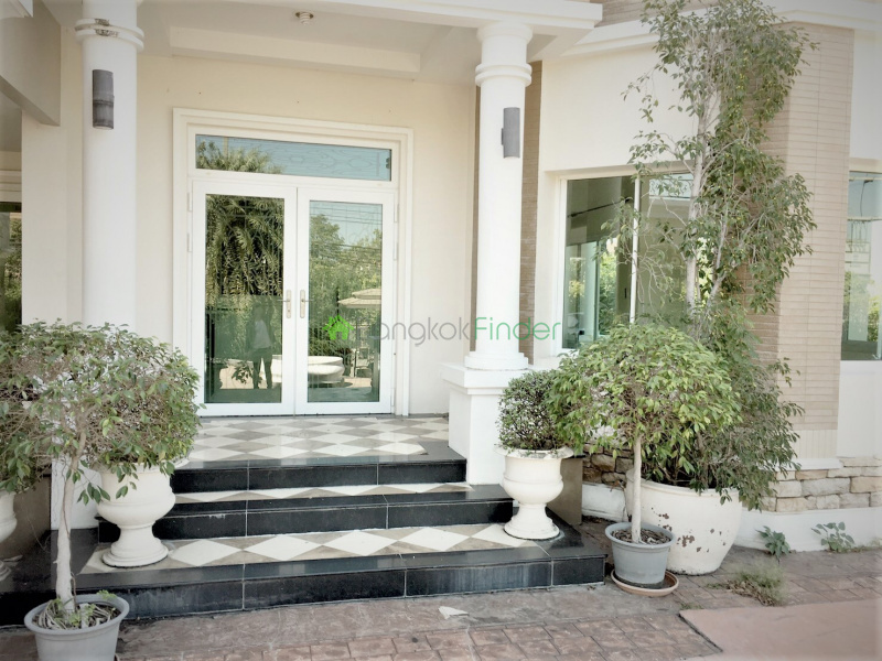 Bangna-Srinakarin, Bangkok, Thailand, 4 Bedrooms Bedrooms, ,5 BathroomsBathrooms,House,For Rent,4456