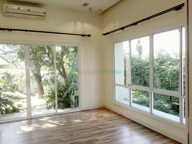 Bangna-Srinakarin, Bangkok, Thailand, 4 Bedrooms Bedrooms, ,5 BathroomsBathrooms,House,For Rent,4456