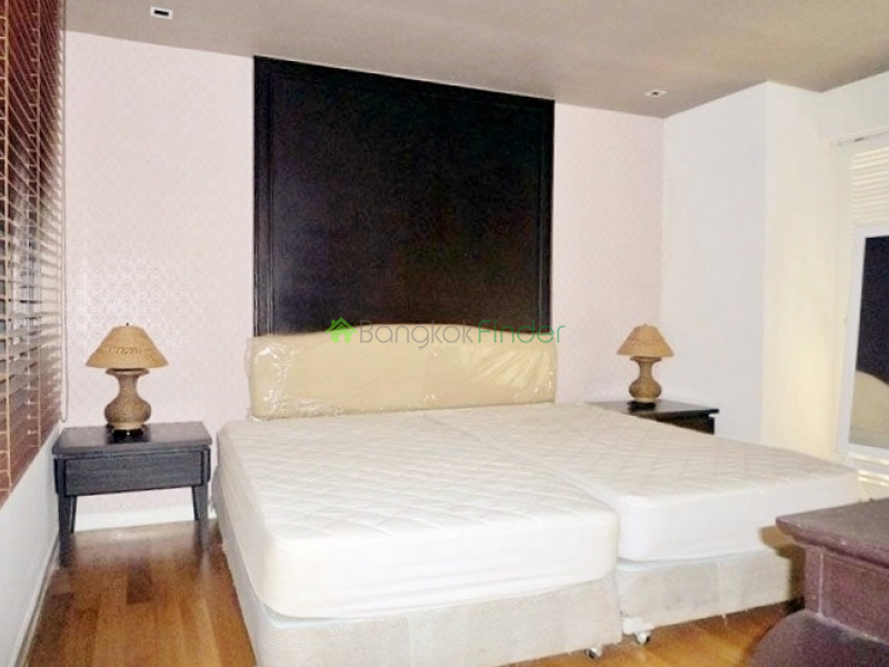 Ekamai, Bangkok, Thailand, 2 Bedrooms Bedrooms, ,2 BathroomsBathrooms,Condo,For Rent,Casa Viva,4474