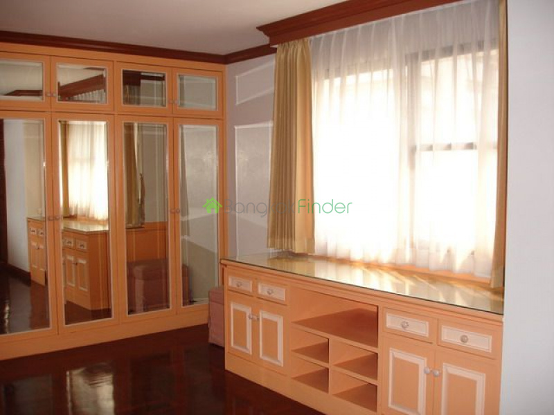 Asoke, Bangkok, Thailand, 3 Bedrooms Bedrooms, ,4 BathroomsBathrooms,Condo,For Rent,Liberty Park I,4559