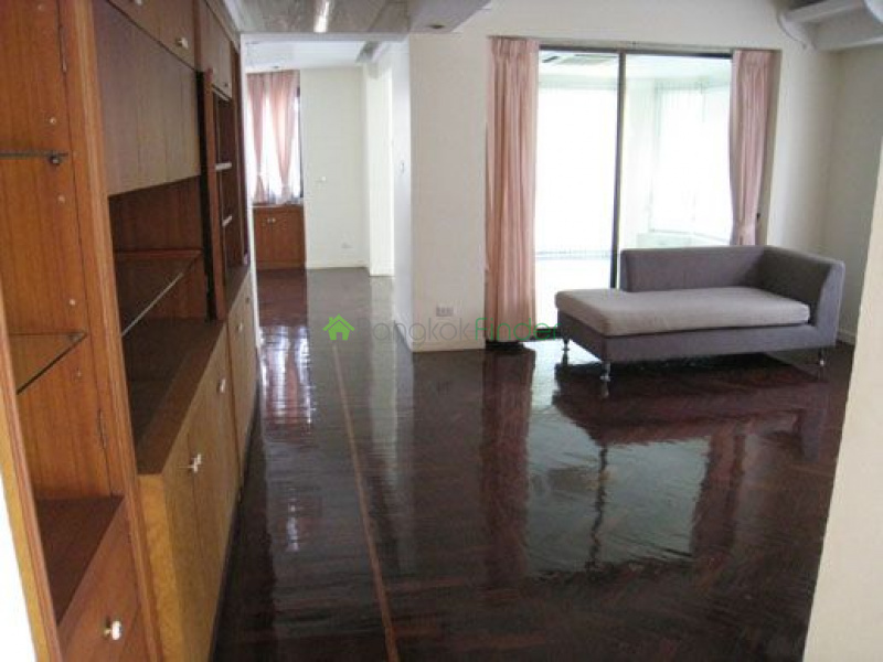 Bangna-Srinakarin, Bangkok, Thailand, 4 Bedrooms Bedrooms, ,4 BathroomsBathrooms,House,For Rent,4564
