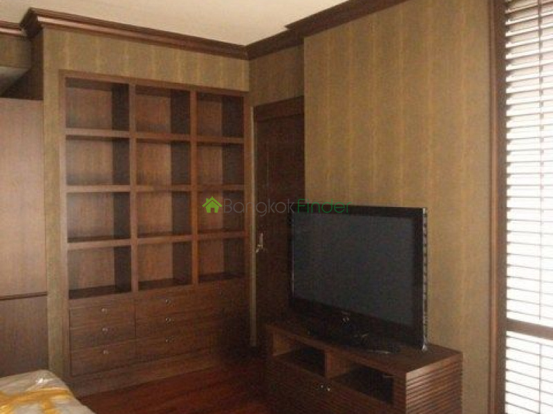 Ploenchit, Bangkok, Thailand, 3 Bedrooms Bedrooms, ,3 BathroomsBathrooms,Condo,For Rent,Langsuan Ville,4581