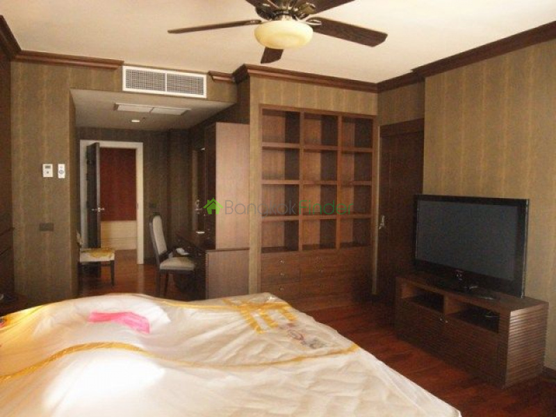 Ploenchit, Bangkok, Thailand, 3 Bedrooms Bedrooms, ,3 BathroomsBathrooms,Condo,For Rent,Langsuan Ville,4581