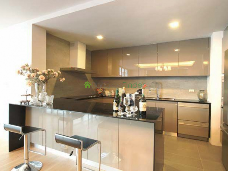 Ploenchit, Bangkok, Thailand, 3 Bedrooms Bedrooms, ,4 BathroomsBathrooms,House,For Rent,4585