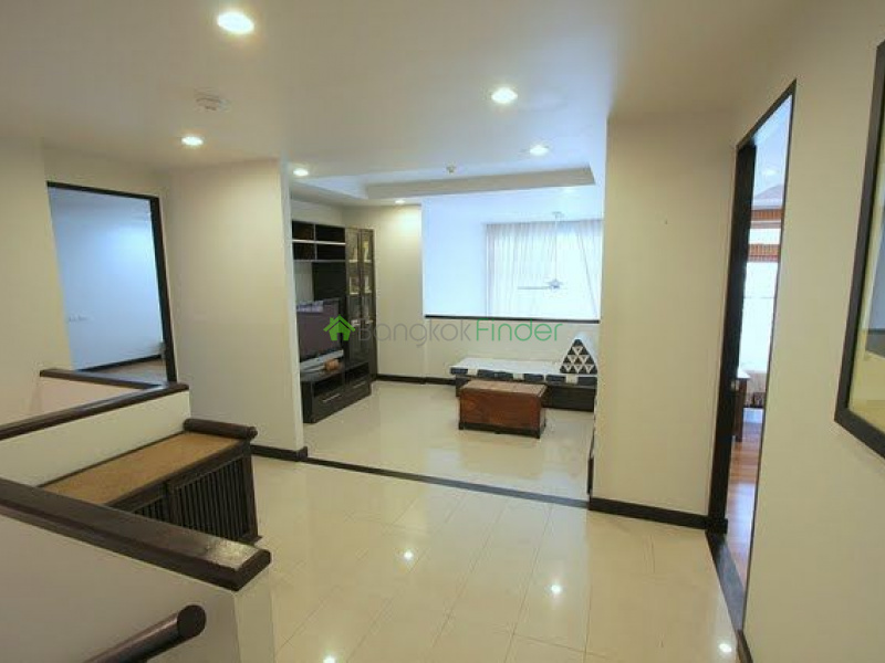 Ekamai, Bangkok, Thailand, 3 Bedrooms Bedrooms, ,3 BathroomsBathrooms,Condo,For Rent,Avenue 61,4594