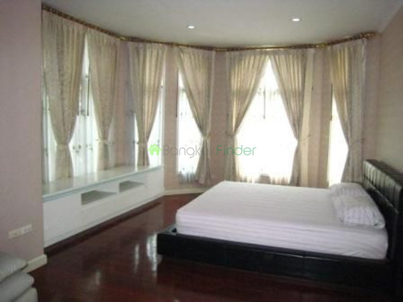 Ladprao, Bangkok, Thailand, 4 Bedrooms Bedrooms, ,4 BathroomsBathrooms,House,For Rent,4608