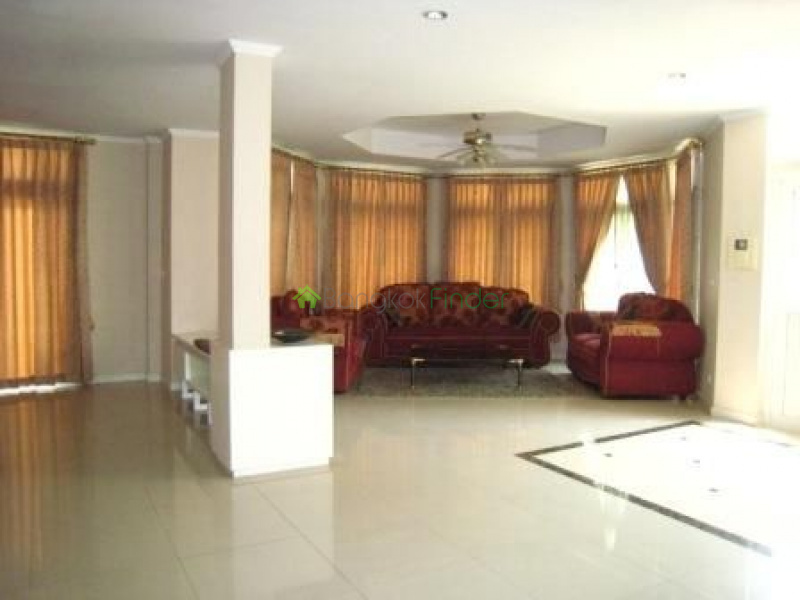 Ladprao, Bangkok, Thailand, 4 Bedrooms Bedrooms, ,4 BathroomsBathrooms,House,For Rent,4608