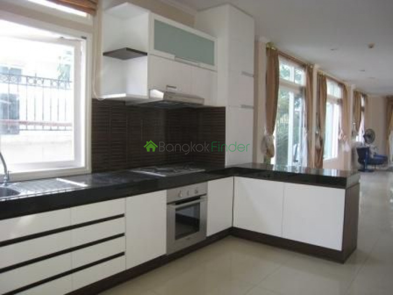 Ladprao, Bangkok, Thailand, 4 Bedrooms Bedrooms, ,4 BathroomsBathrooms,House,For Rent,4608