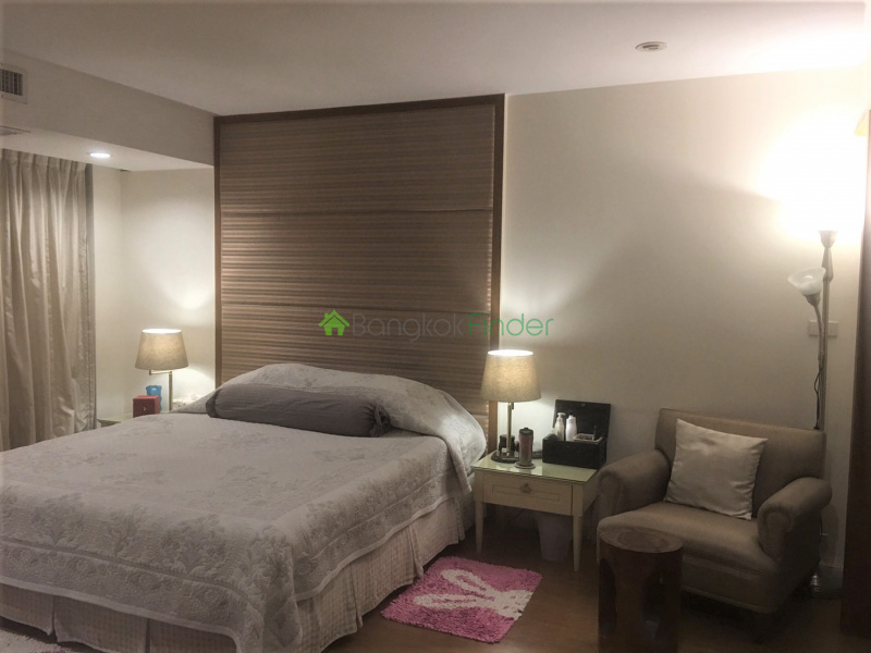 Phrom Phong, Bangkok, Thailand, 3 Bedrooms Bedrooms, ,3 BathroomsBathrooms,Condo,For Rent,Royal Castle,4609