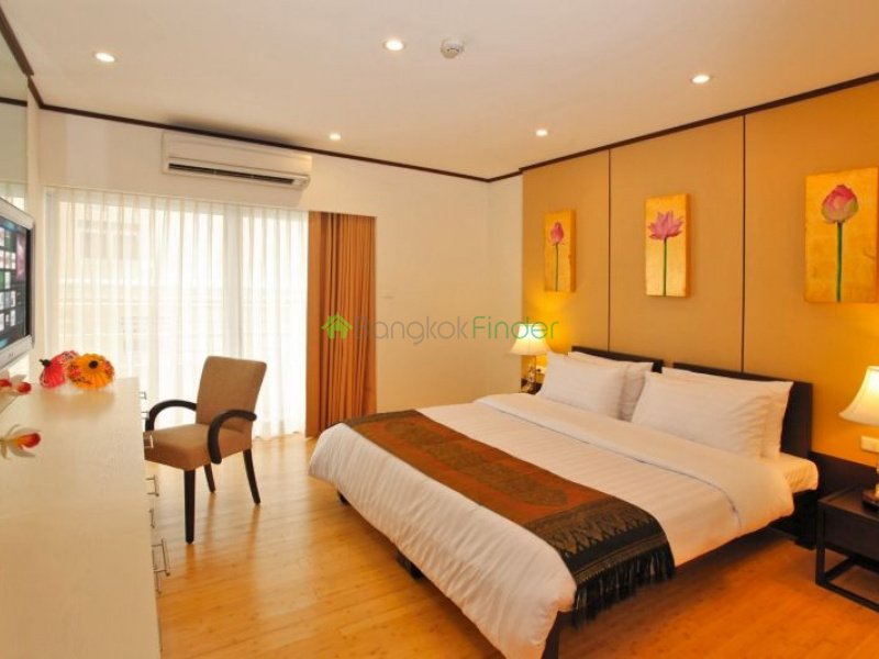 Nana, Bangkok, Thailand, 3 Bedrooms Bedrooms, ,3 BathroomsBathrooms,Condo,For Rent,Saranjai Mansions,4624