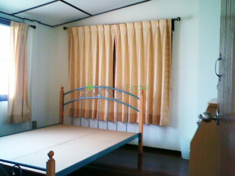 Sathorn, Bangkok, Thailand, 3 Bedrooms Bedrooms, ,2 BathroomsBathrooms,House,For Rent,4653