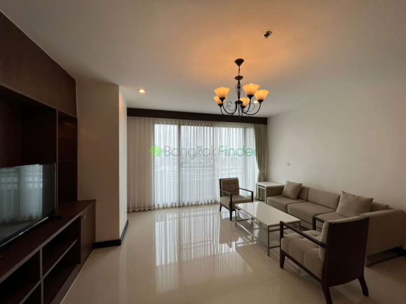 Ekamai, Bangkok, Thailand, 3 Bedrooms Bedrooms, ,3 BathroomsBathrooms,Condo,For Rent,Charoenjai Place,4666