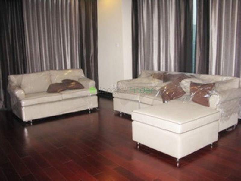 Ploenchit, Bangkok, Thailand, 3 Bedrooms Bedrooms, ,3 BathroomsBathrooms,Condo,For Rent,Park Chidlom,4670