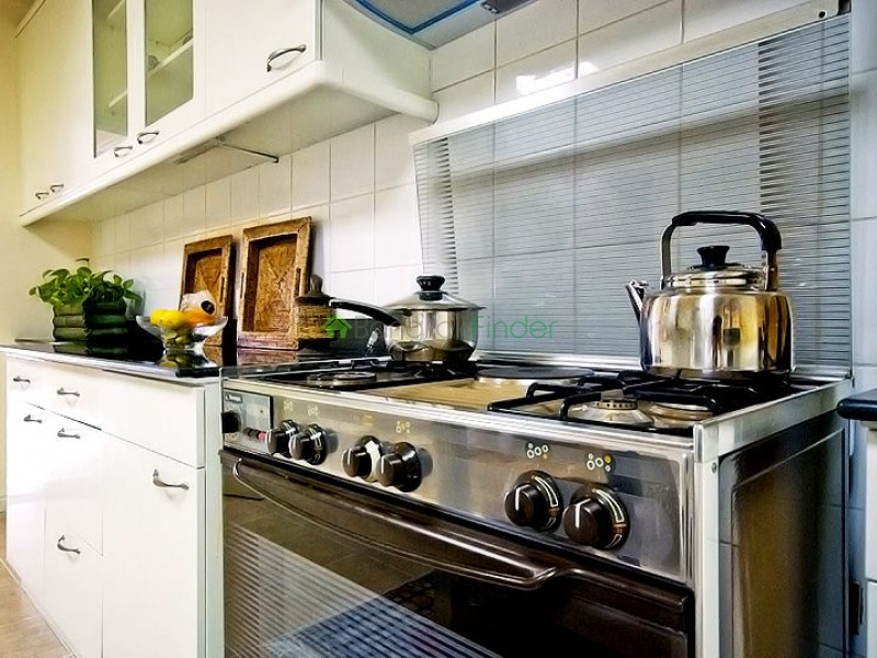 Sathorn-Riverside, Bangkok, Thailand, 3 Bedrooms Bedrooms, ,3 BathroomsBathrooms,Condo,Sold,River Garden Building,4673