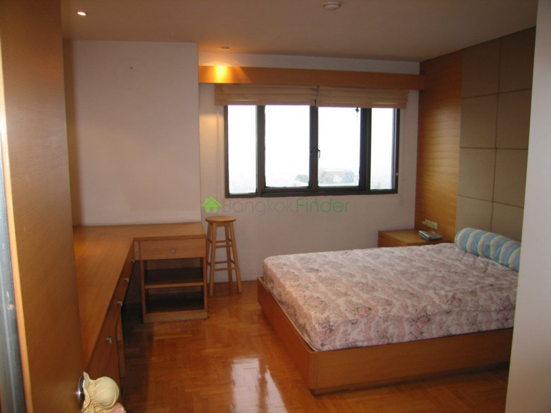 Thonglor, Bangkok, Thailand, 3 Bedrooms Bedrooms, ,3 BathroomsBathrooms,Condo,For Rent,Top View Tower,4679