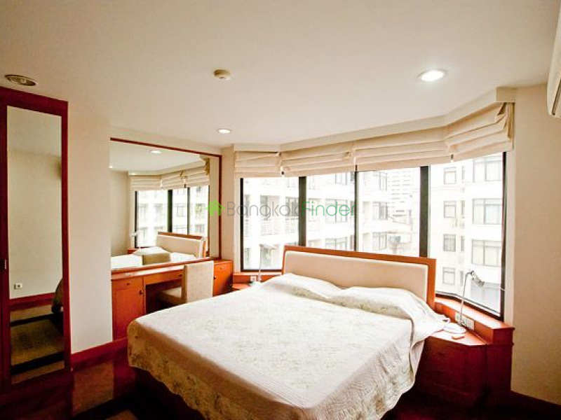 Sathorn, Bangkok, Thailand, 2 Bedrooms Bedrooms, ,2 BathroomsBathrooms,Condo,For Rent,Greenpoint,4687